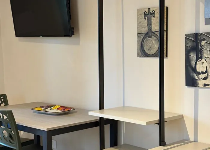 La Collina Lantgård *