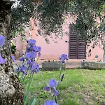 La Collina Alloggio per agriturismo *